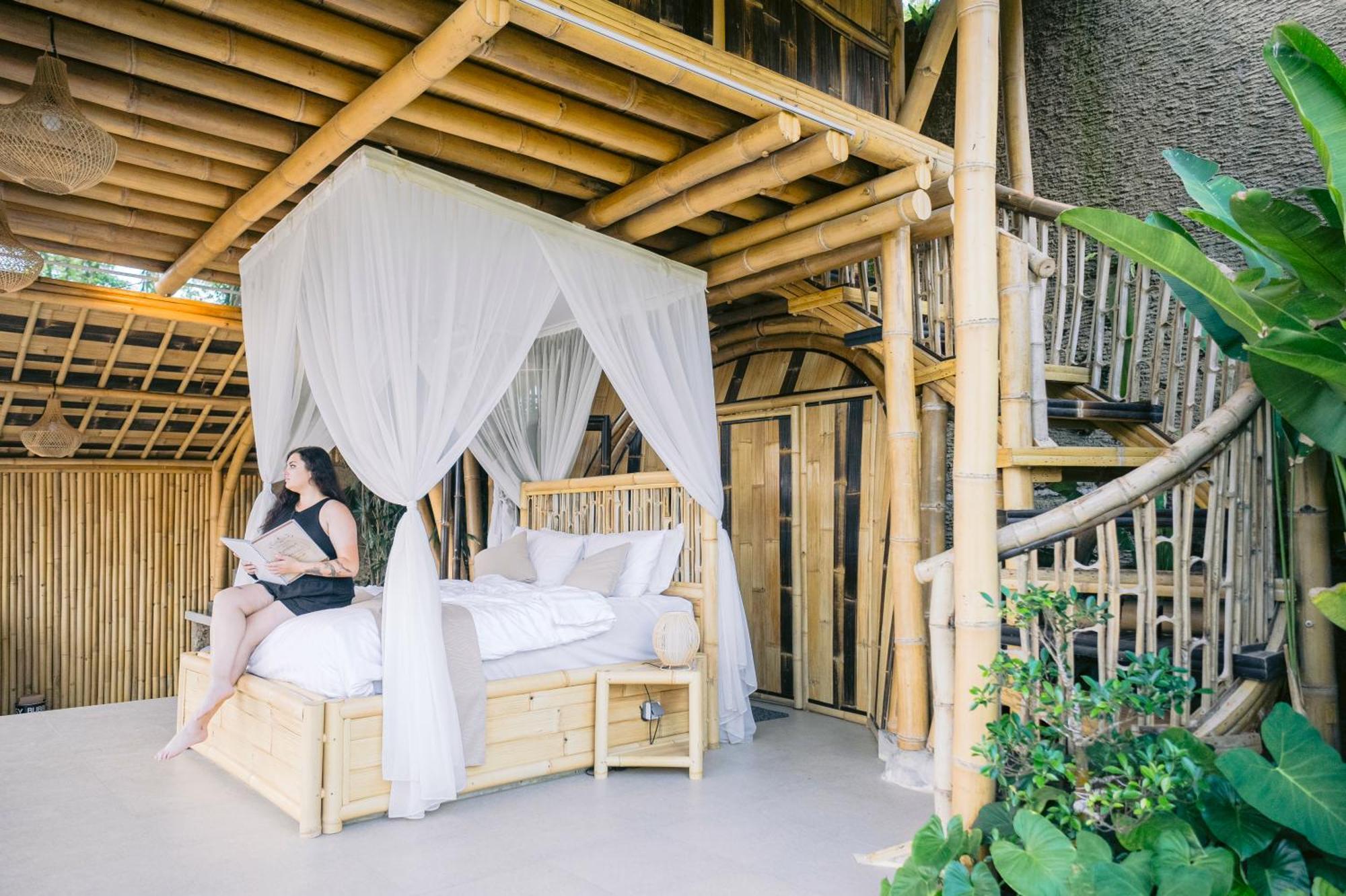 Danaswari Bali Bamboo House Villa Selat Exterior photo